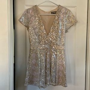4SI3NNA sequined romper